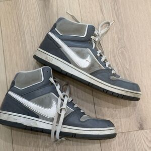 Nike air prestige shoes sneakers grey white mens size 11.5